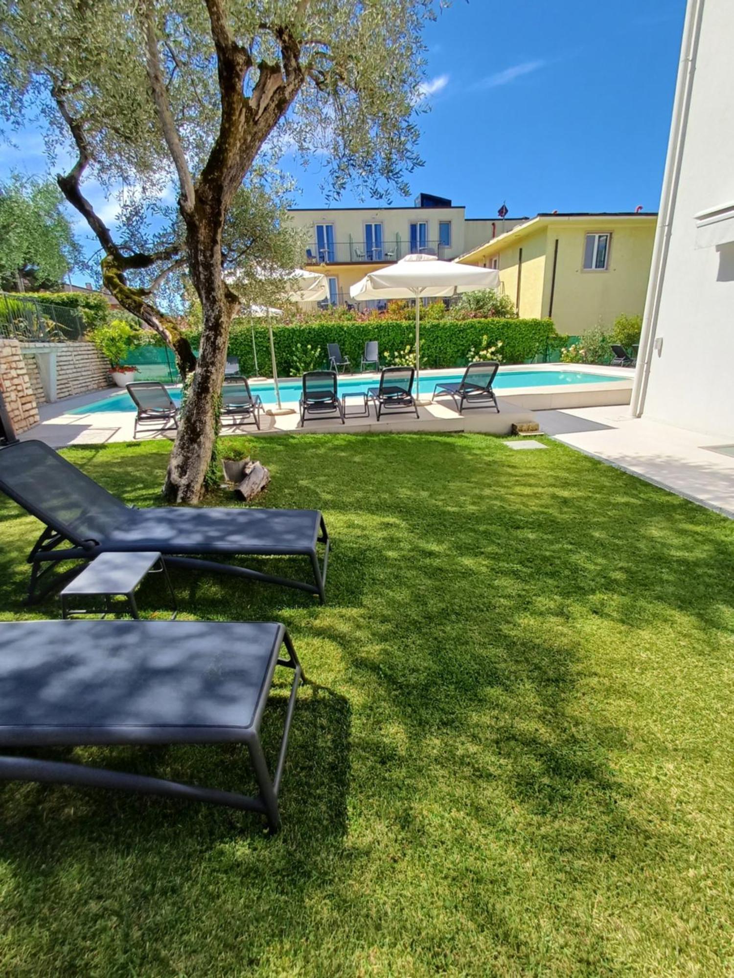 باردولينو Residence Villa Adriana المظهر الخارجي الصورة